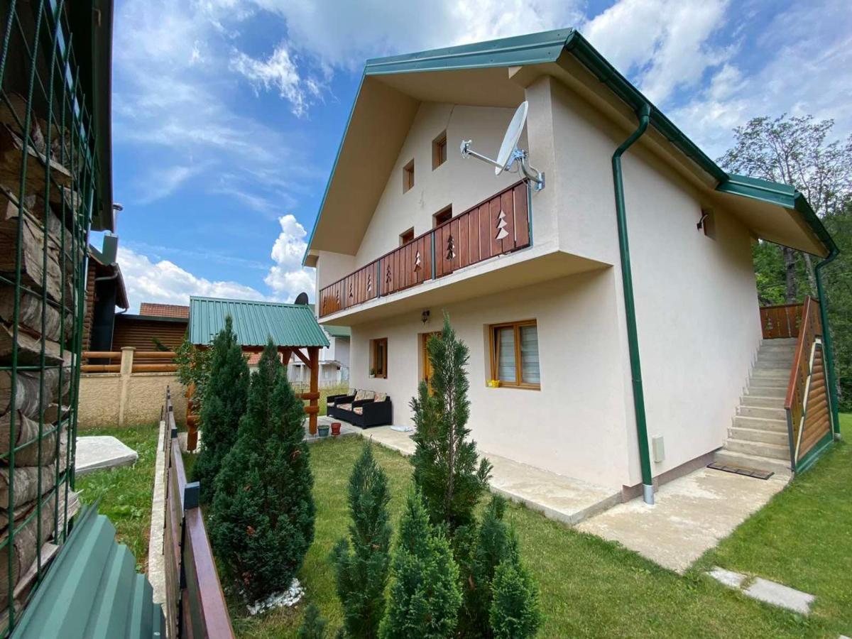 Apartmani Vuk 1 콜라신 외부 사진